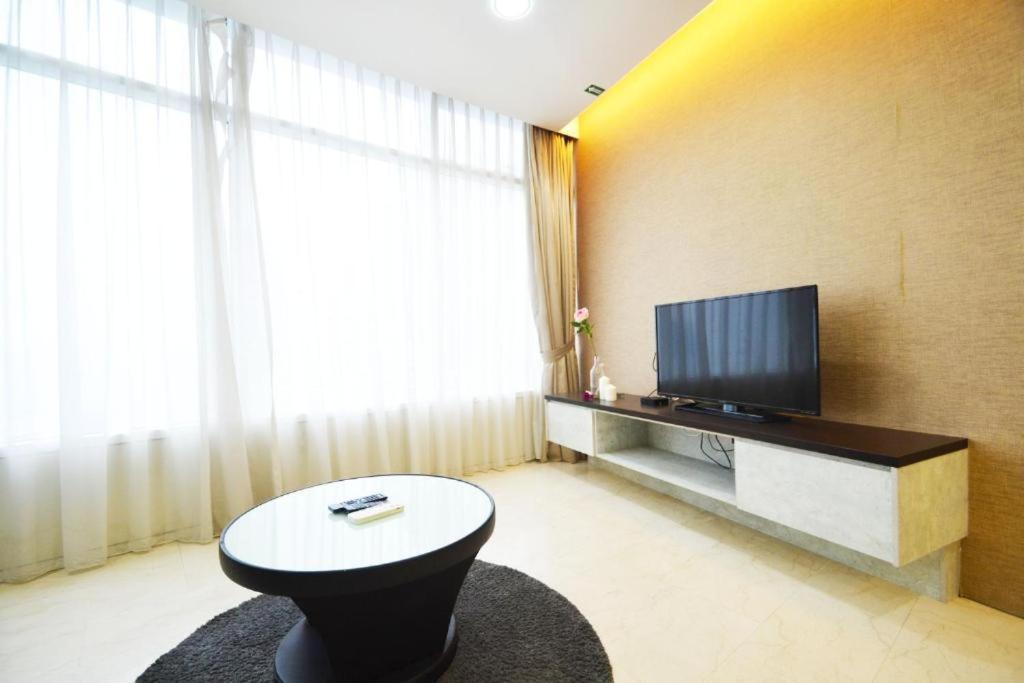 Vortex Suites Klcc Куала-Лумпур Экстерьер фото